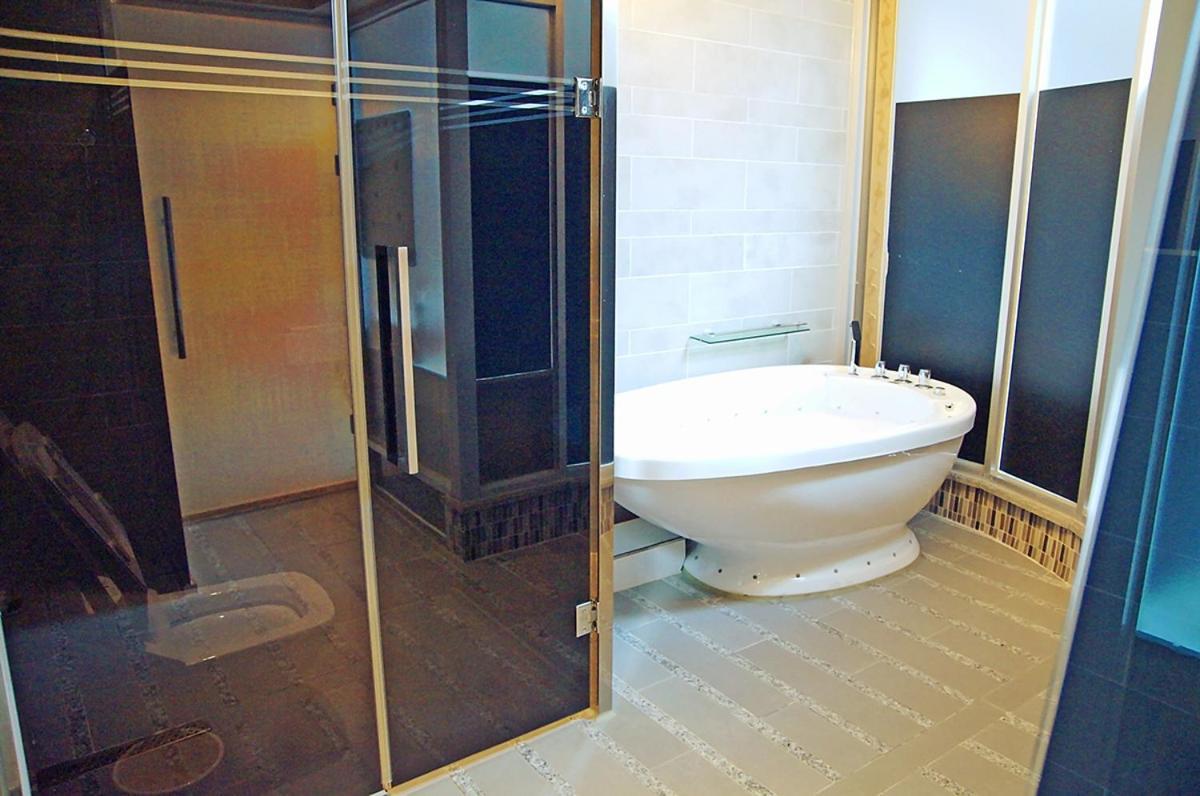 Opera 21 Hotel Jeonju Ngoại thất bức ảnh
