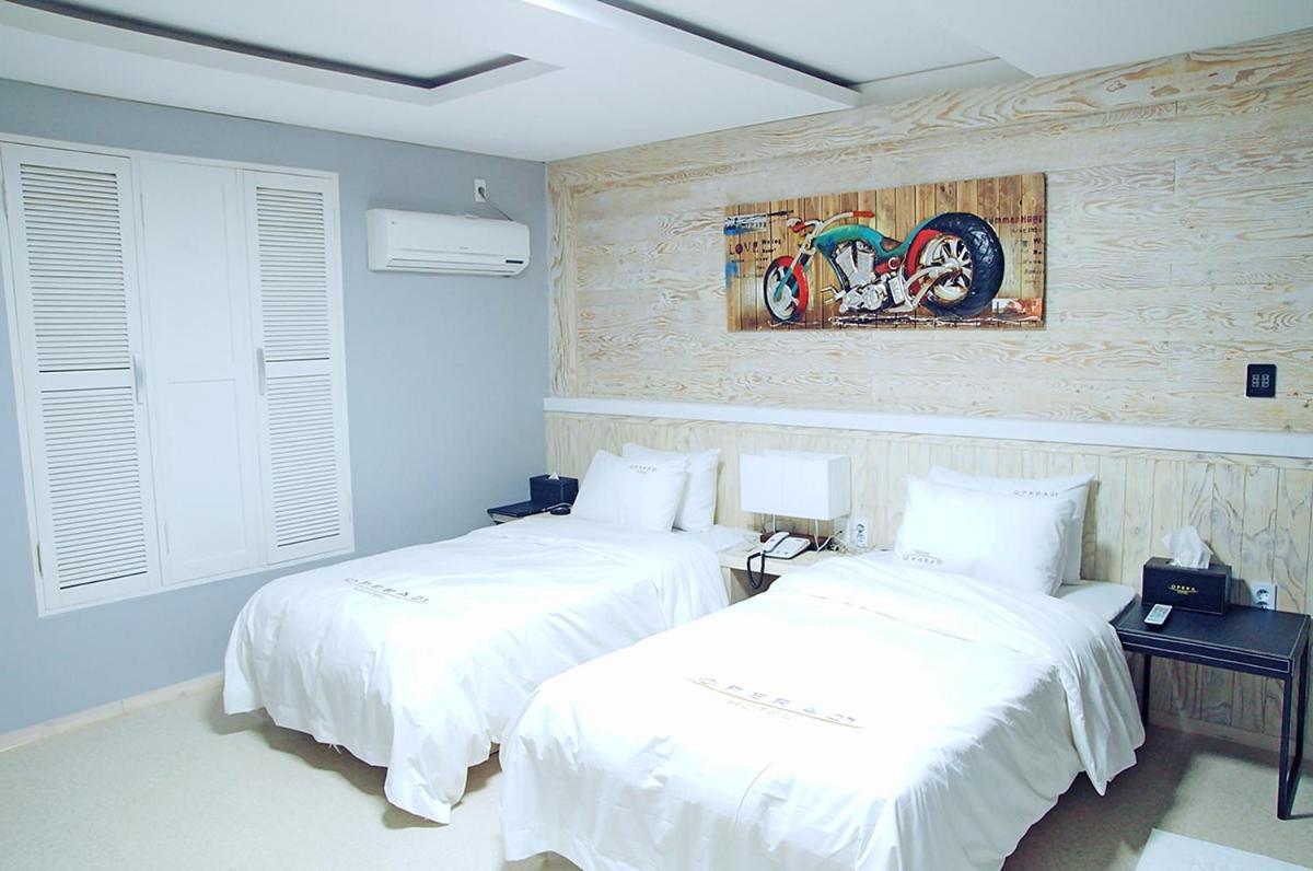 Opera 21 Hotel Jeonju Ngoại thất bức ảnh