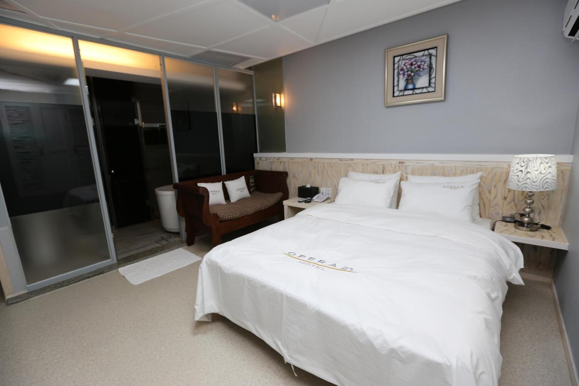 Opera 21 Hotel Jeonju Ngoại thất bức ảnh