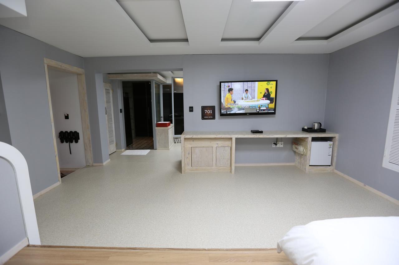 Opera 21 Hotel Jeonju Ngoại thất bức ảnh
